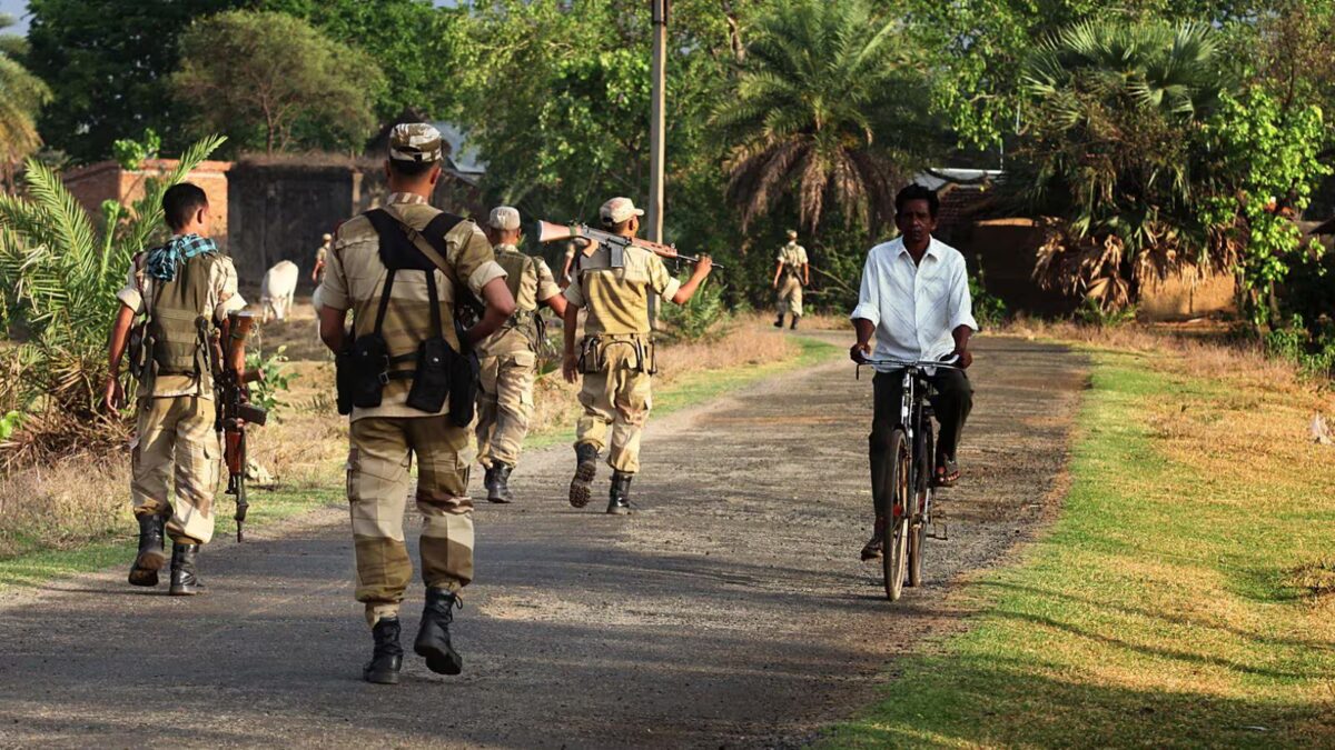 On anti-Maoist deadline day, flurry of surrenders in Chhattisgarh; police get well money, gold price Rs 14 crore | India Information