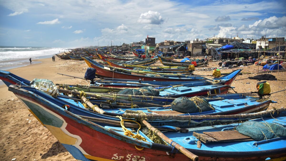4 boats vanish in a single day as territorial dispute between Tamil Nadu, Andhra fishermen results in a political storm