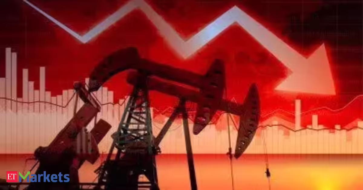 Oil slides 4% to beneath $100/bbl as Center East uncertainty retains markets on edge