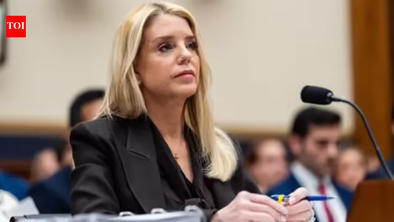 Pam Bondi Firing Causes: Pam Bondi fired: 5 doable causes Trump axed her from legal professional basic position