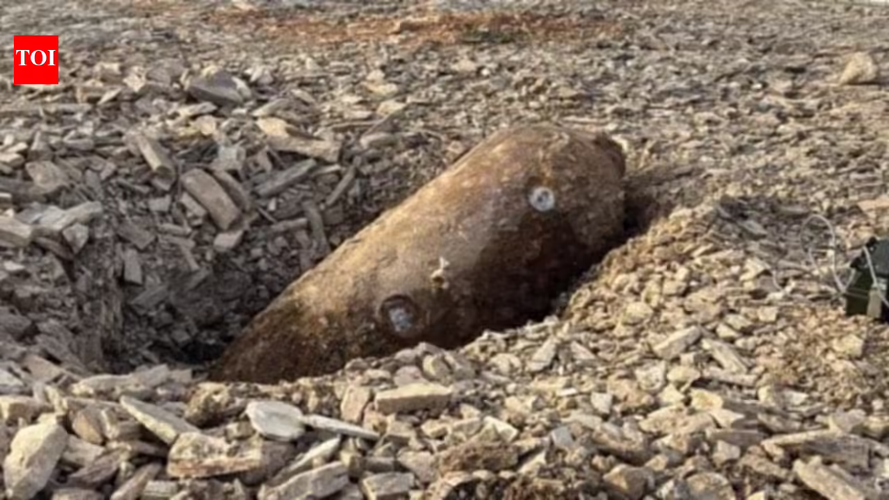 UK: 1,200 houses evacuated as bomb disposal groups put together to destroy WWII bomb in Plymouth | World Information