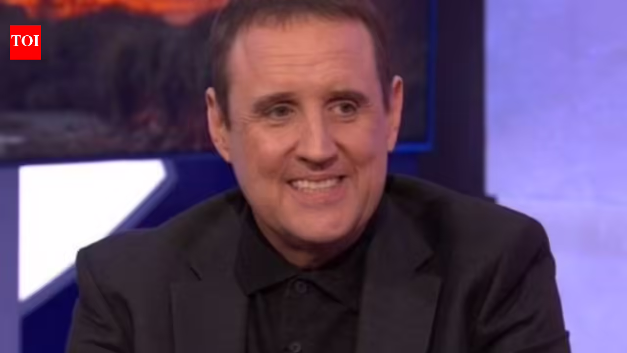 British comic Peter Kay present evacuated mid-performance as ‘suspicious bag’ prompts Birmingham area alert | World Information