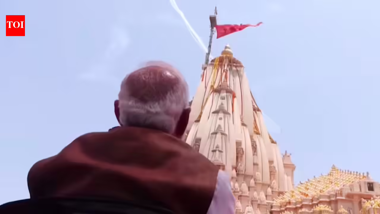 Watch: Skies above Somnath come alive as IAF’s Suryakiran aerobatic crew performs gorgeous manoeuvres | India Information