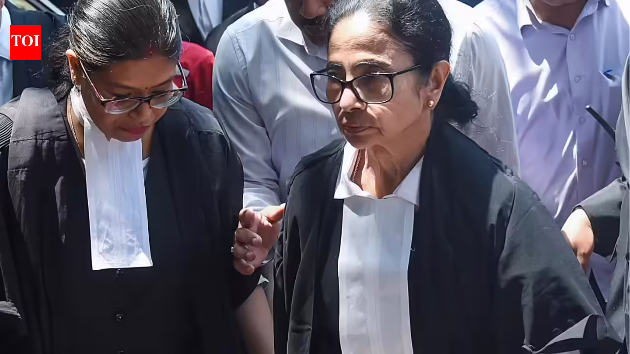 Mamata seems as lawyer in HC, BCI seeks advocate standing particulars