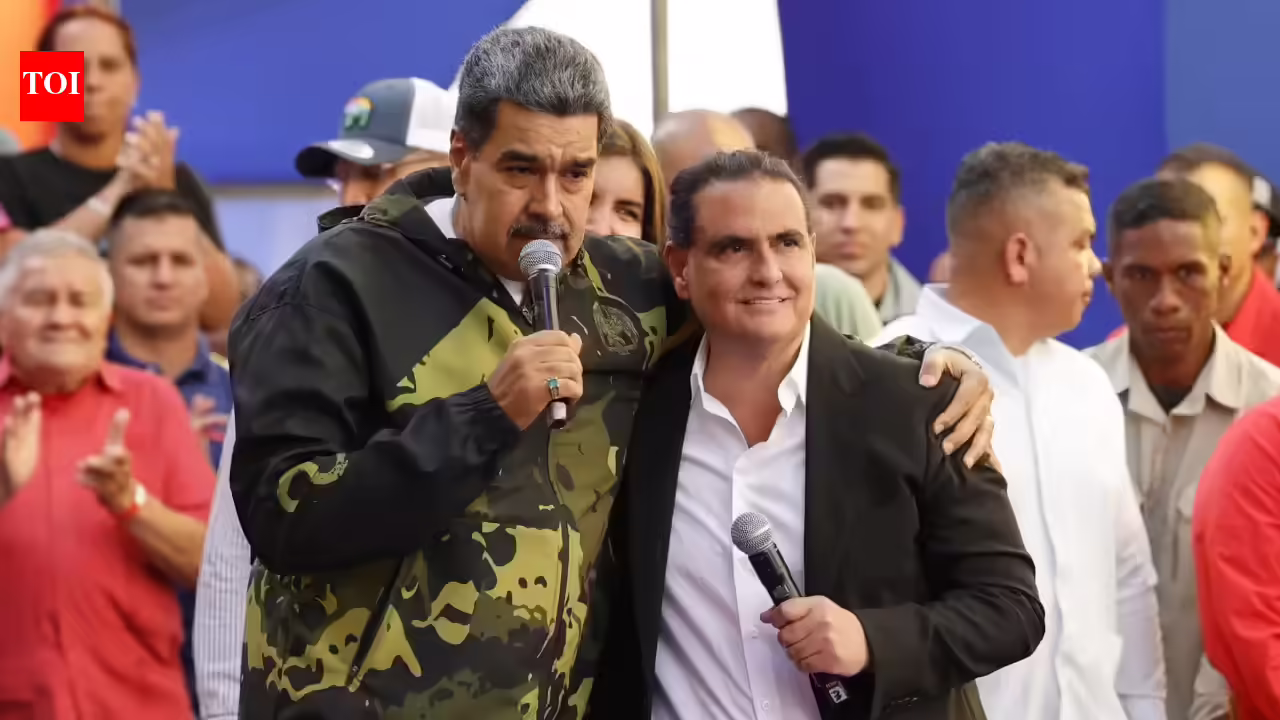 Maduro’s ‘bag man’ despatched to US as Venezuela deports Alex Saab in dramatic U-turn