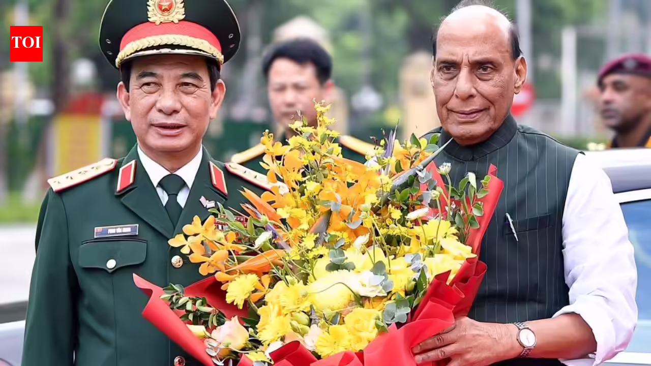 Throughout Rajnath’s go to, India, Vietnam assessment defence partnership, talk about additional cooperation in maritime safety