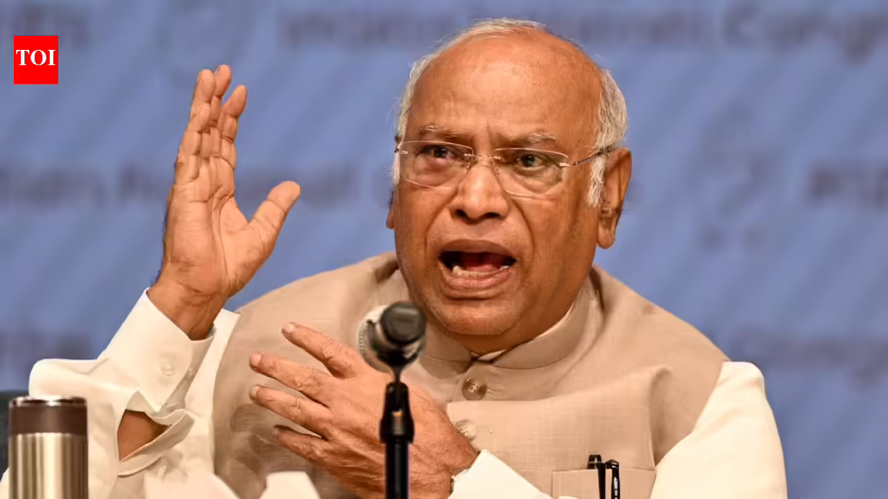 ‘Accused of being Pakistani’: Kharge claims Centre concentrating on college students elevating issues in CBSE analysis row | India Information