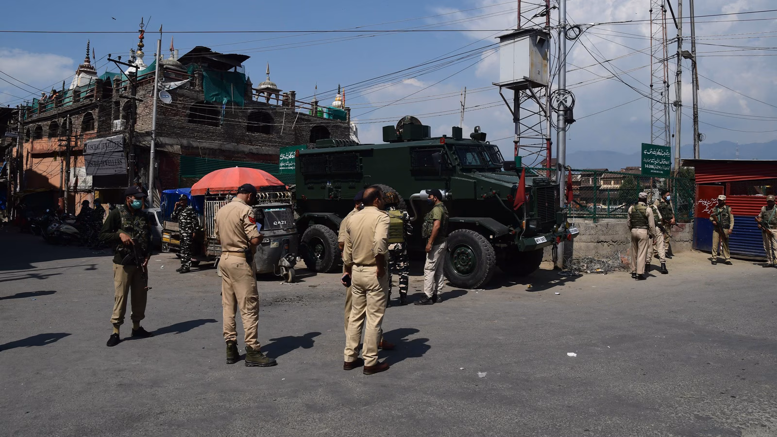 J&Ok Minister slams “bulldozing” of homes in Valley whereas Jammu is “spared”