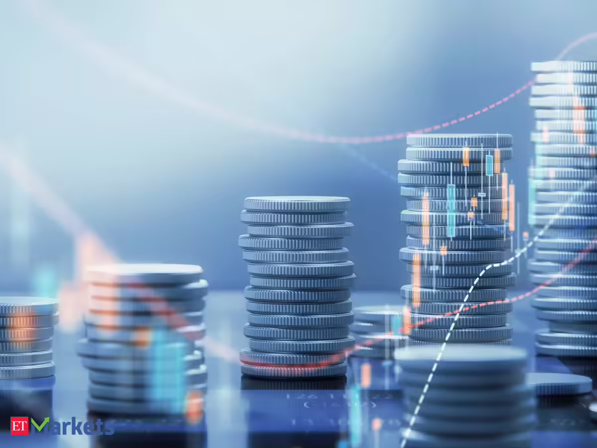 FIIs minimize stakes in 16 largecap shares over two quarters; shares fall as much as 40% – Fund Outflow