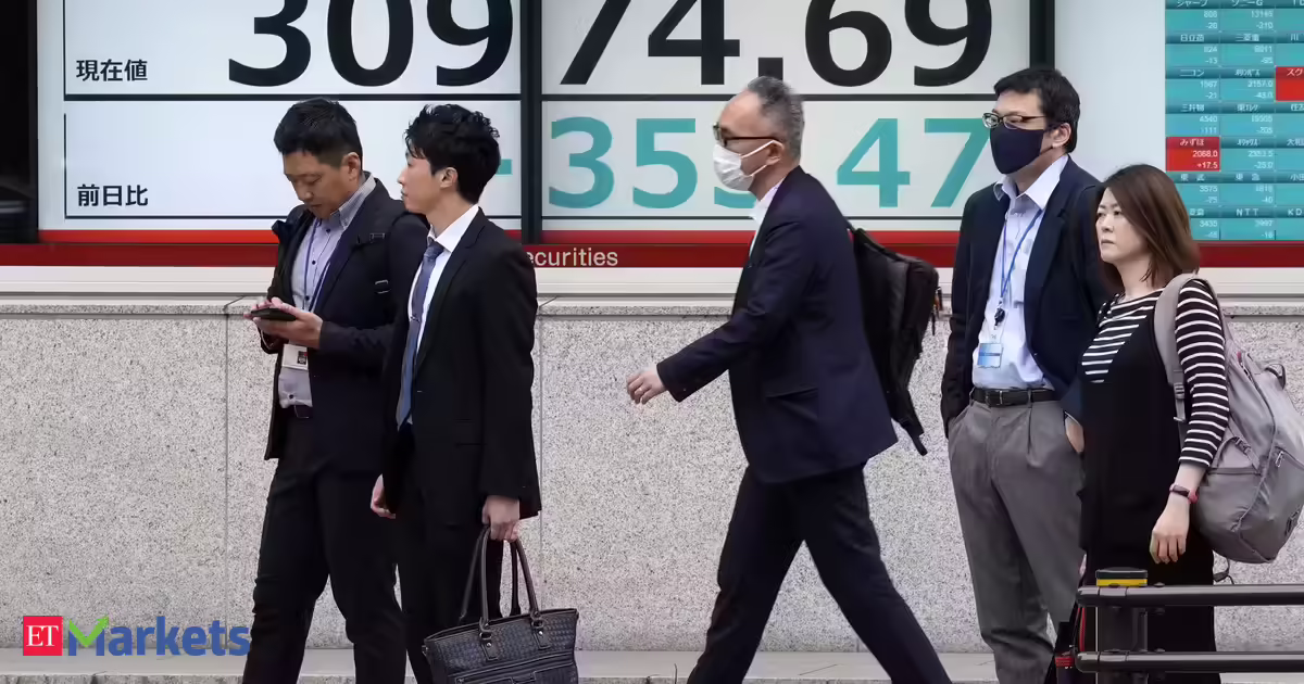 Asian shares decline, oil costs achieve as US hits Iran