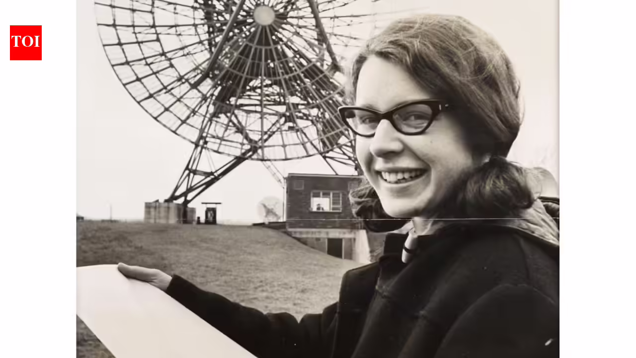 24-year-old PhD pupil noticed an odd sign from house and uncovered one among astronomy’s biggest discoveries |