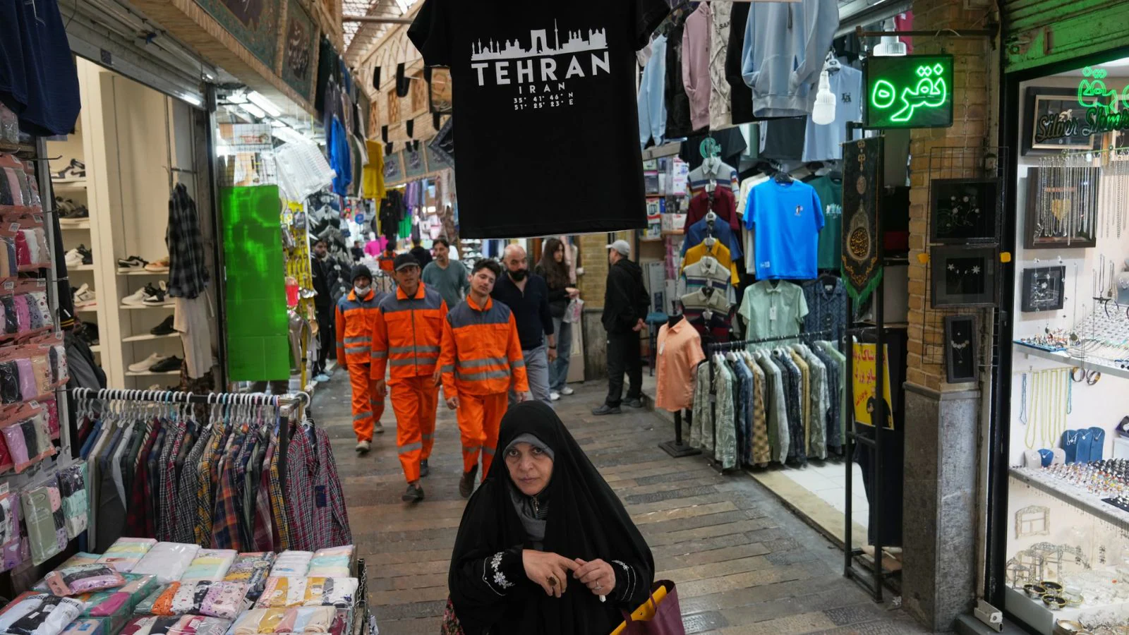 Why hasn’t Iran’s financial system collapsed regardless of 100 days of US-Israel conflict | World Information