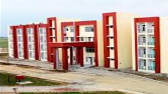 MP medical faculty college students launch social media marketing campaign towards poor amenities