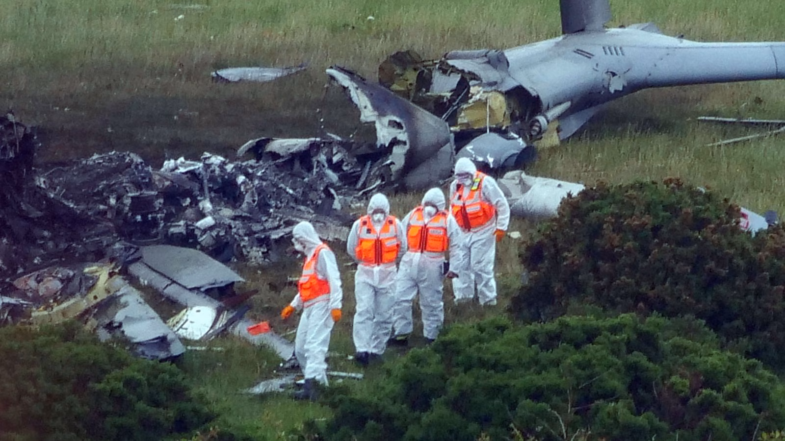 Britain’s solely serving feminine Royal Navy Commando amongst 3 killed in helicopter crash