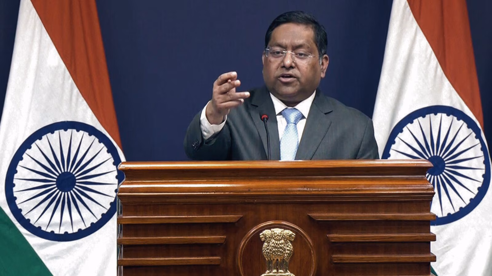 Confirm nationality of two,860 folks for his or her deportation, India tells Bangladesh | India Information