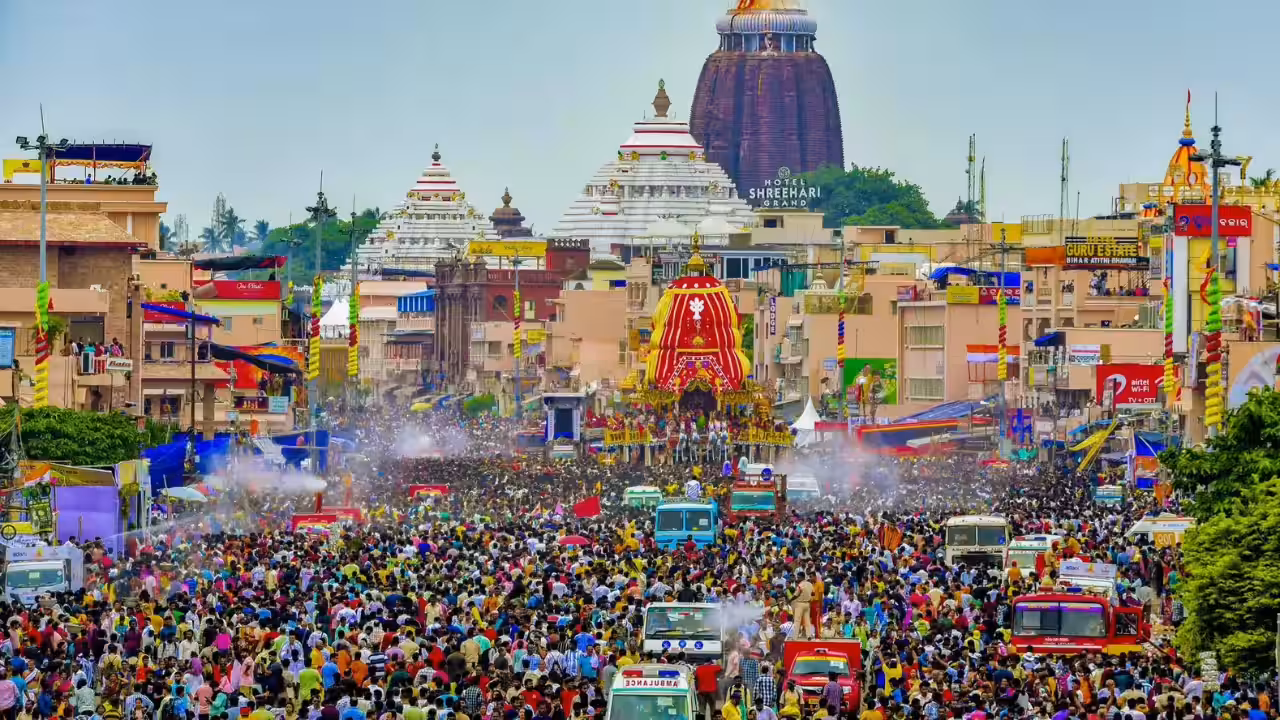 Puri Rath Yatra: One killed, over 100 devotees faint amid stampede-like scenario | India Information