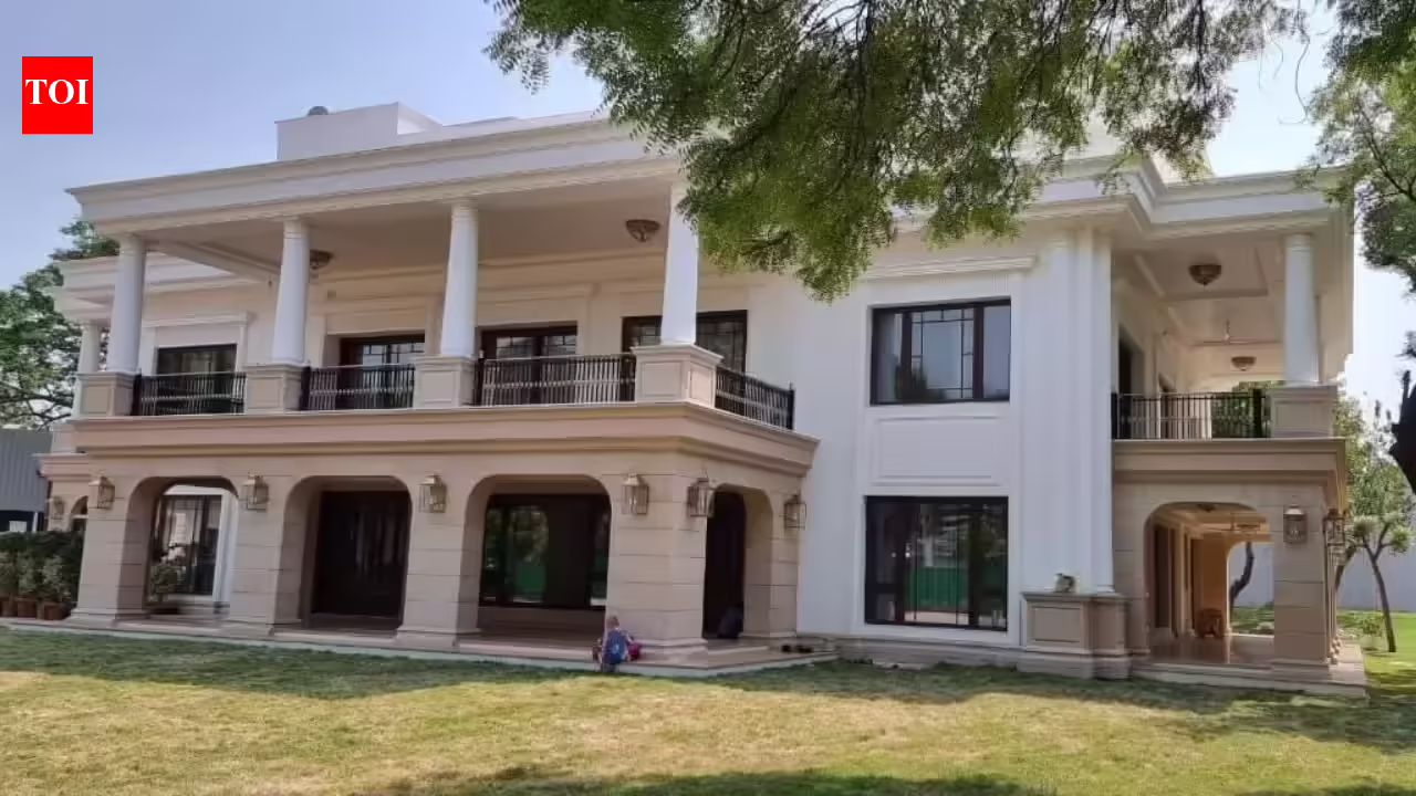Kejriwal’s ‘Sheesh Mahal’ to visitor home: Delhi govt could rope in personal agency to run bungalow | India Information