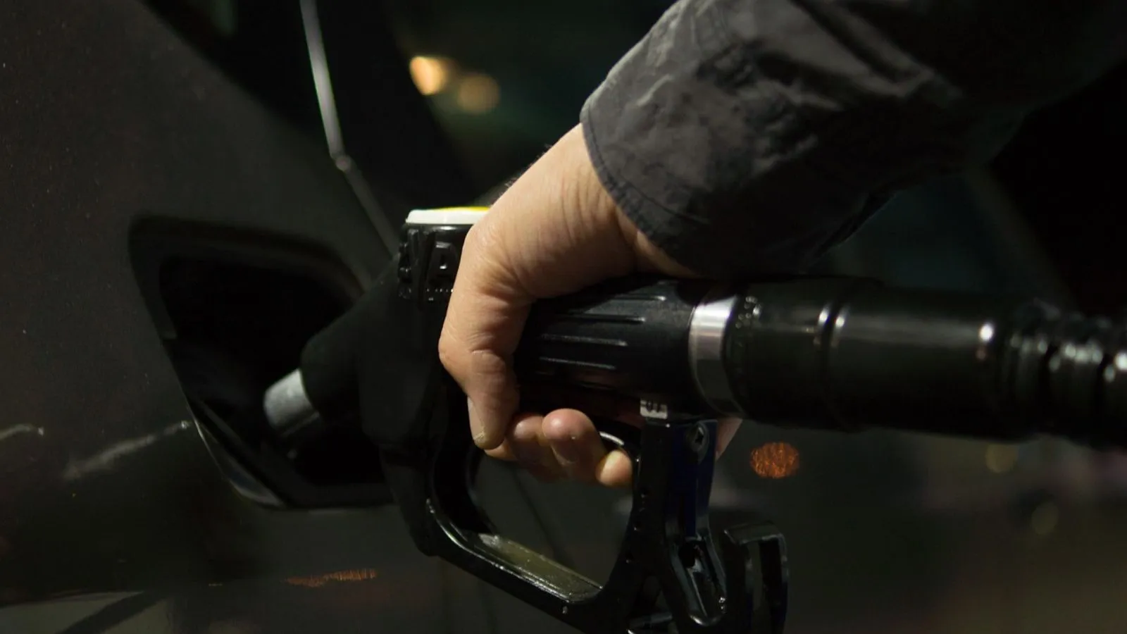Pakistan hikes petrol, diesel costs by over PKR 13 per litre amid West Asia disaster | World Information